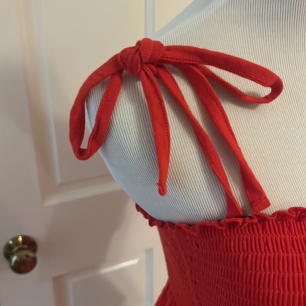 Red ruched top - Picture 3 of 5